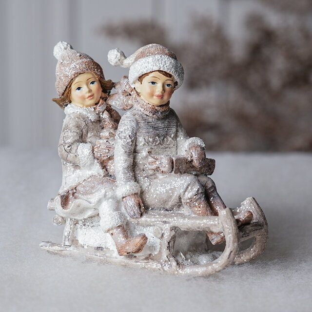 Новогодняя фигурка Зимнее Веселье: Дети с подарками на санях 13 см, Goodwill (Гудвилл), MC38073-2