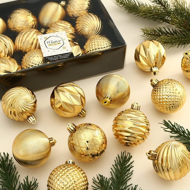 Набор пластиковых шаров Этюд 6 см, 12 шт, золотой, Winter Deco, 024011
