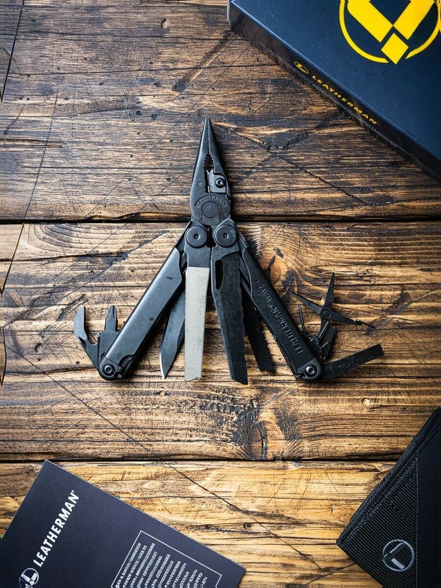 Мультитул Leatherman Wave Plus black 832526, 18 инструментов, черный