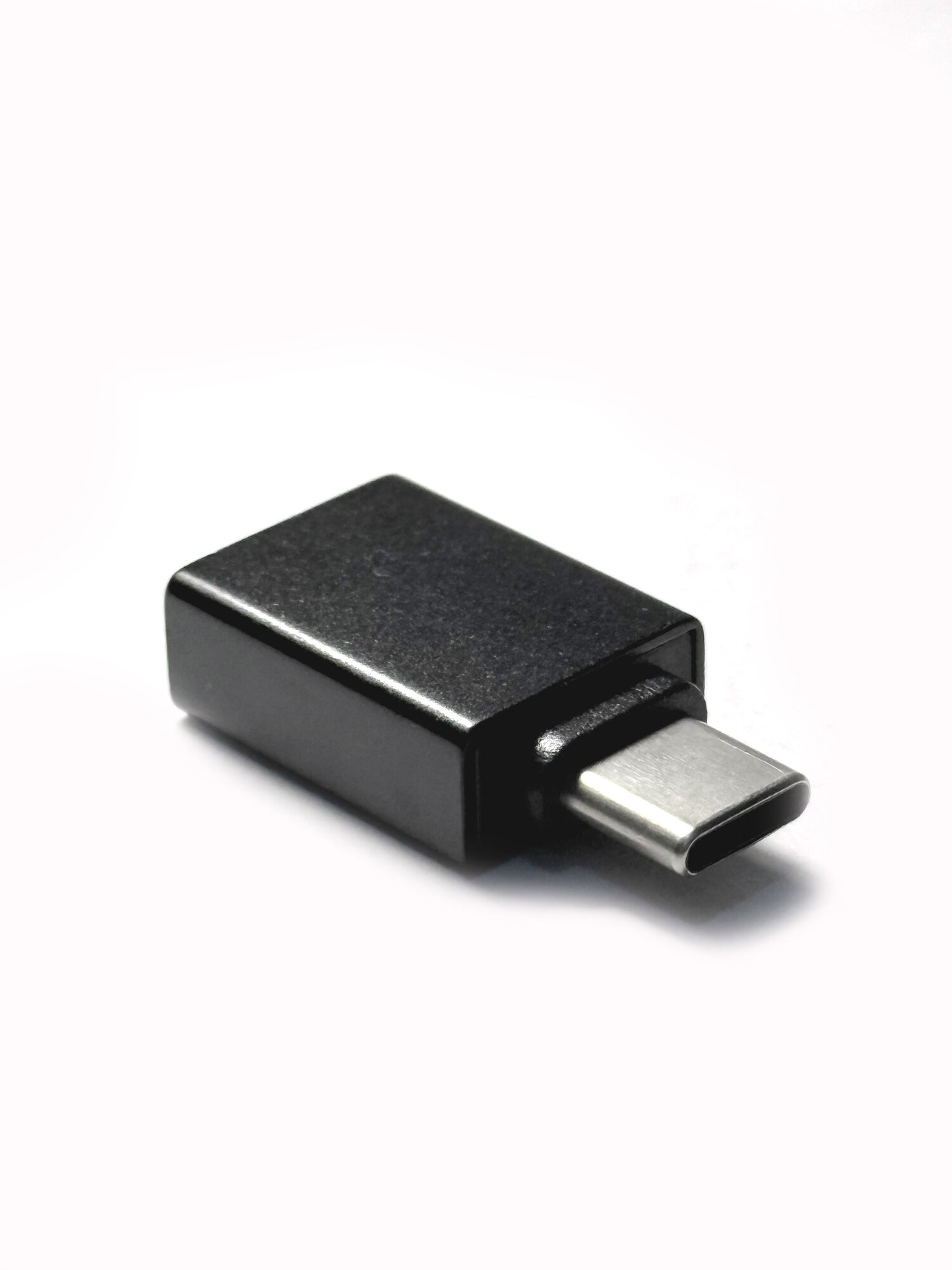 Переходник USB-A(Вход, мама) TYPE-C(Выход, папа), с поддержкой технологии OTG, металлический, черный