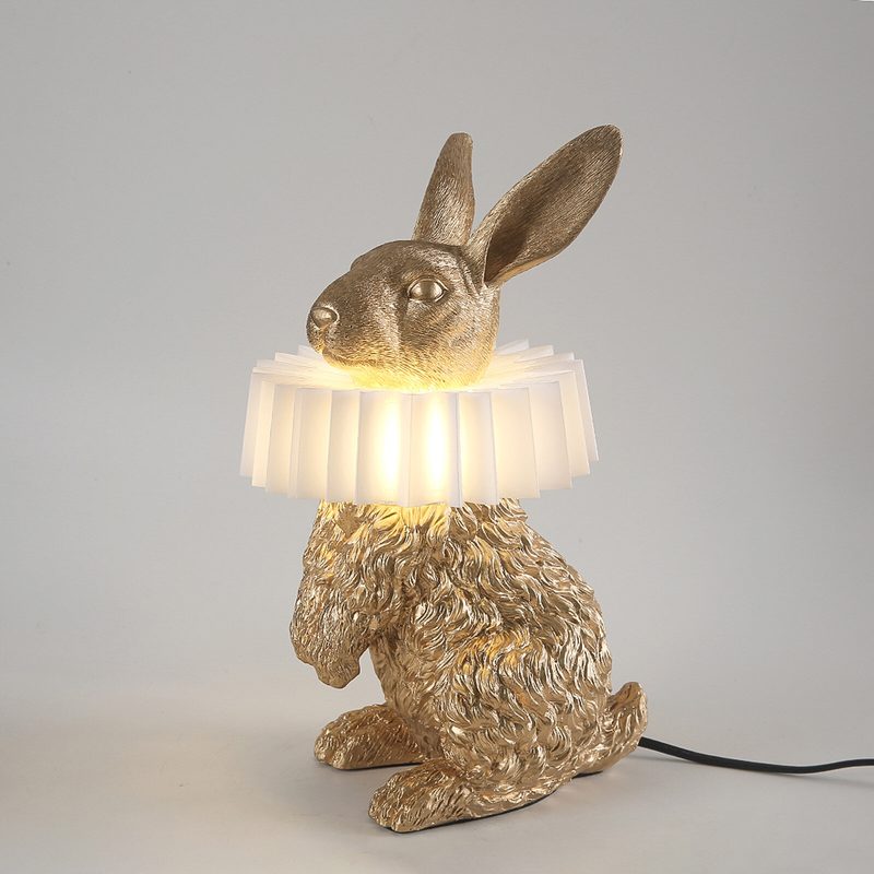 Настольная лампа-ночник "Кролик в шарфе", USB, из нордической смолы